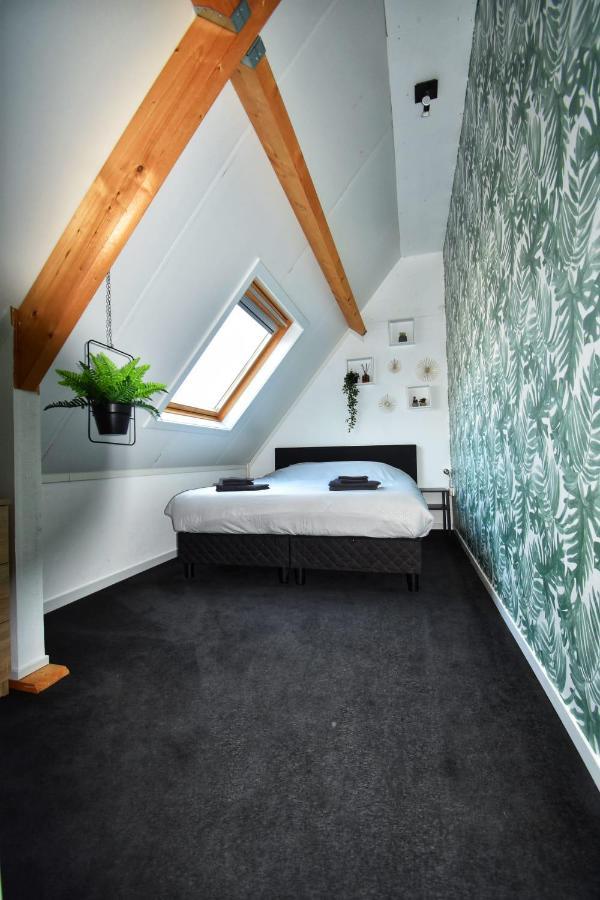 'T Zeeuwse Achteruusje Villa Sint Annaland Bagian luar foto